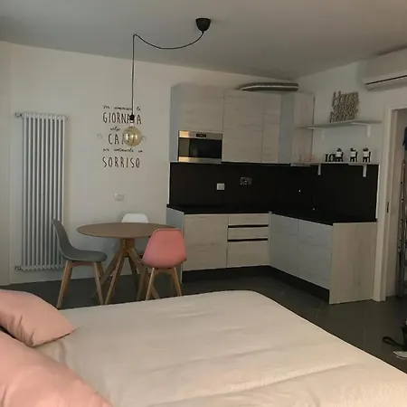Sweet Apartment *